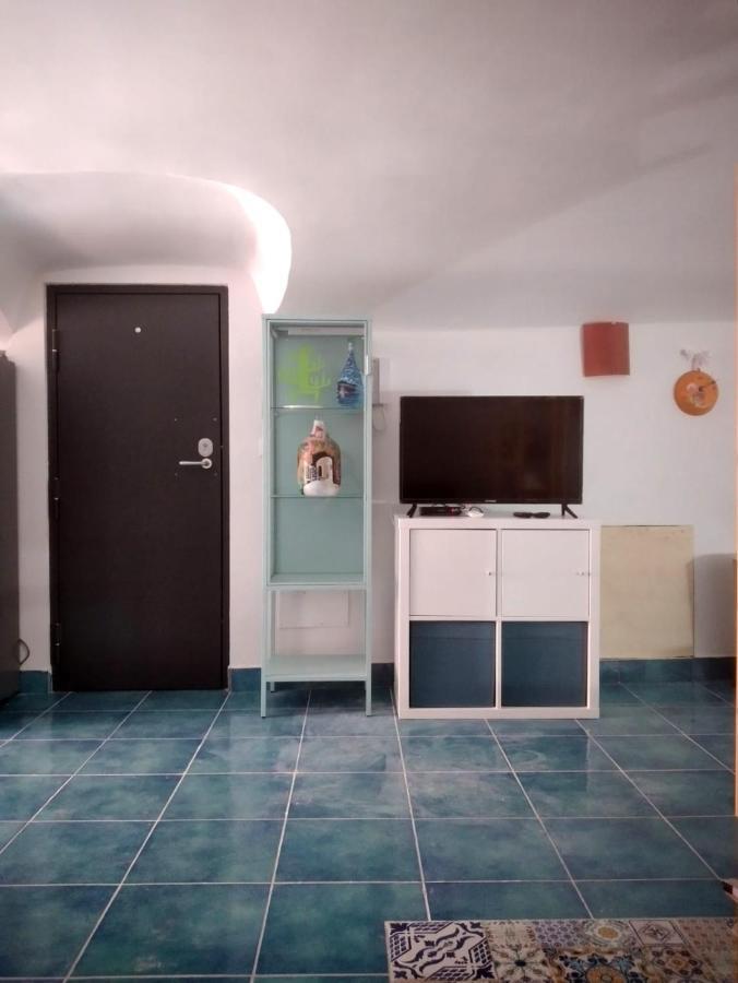 プロチーダCasa Adrianoアパートメント エクステリア 写真